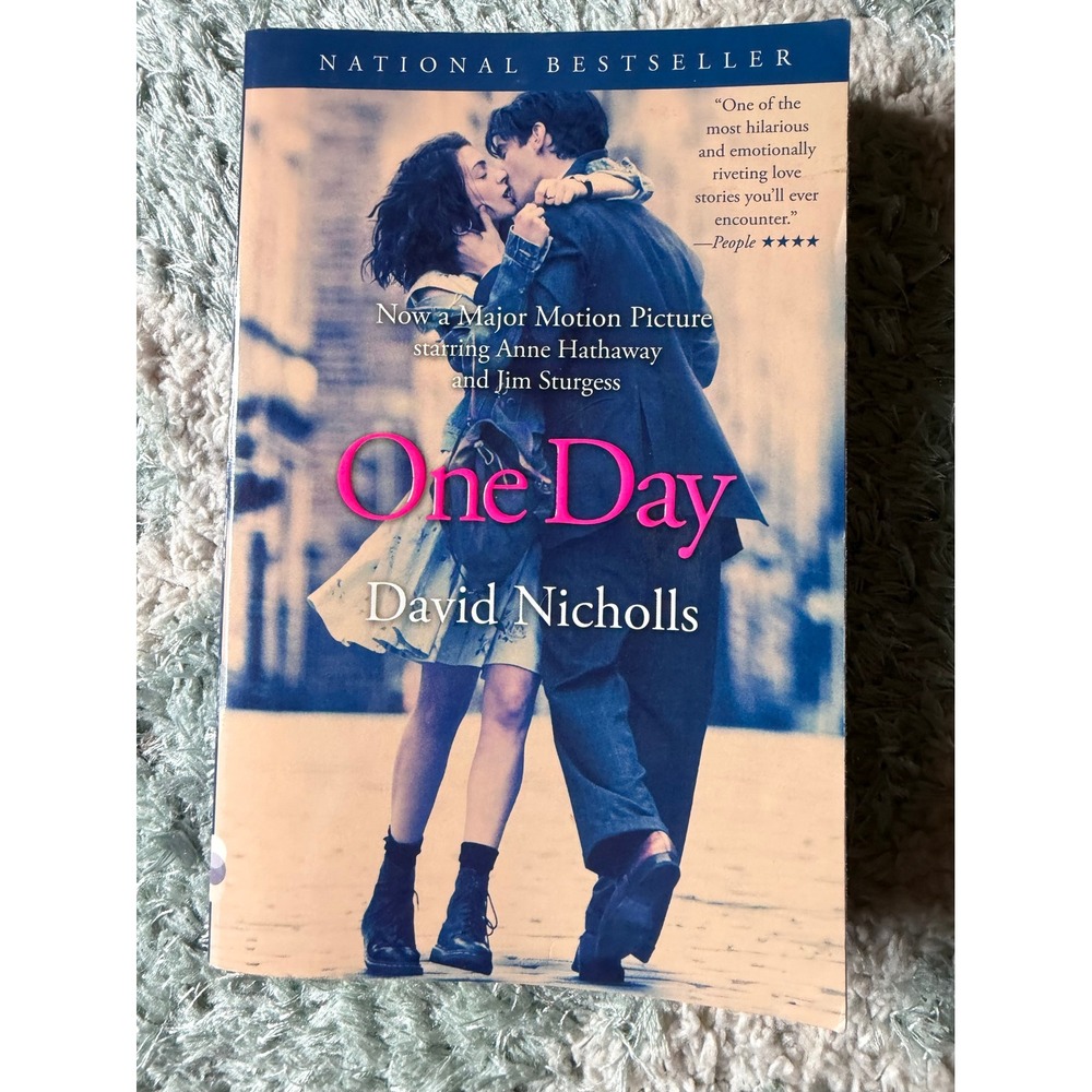 One Day by David Nicholls paperback